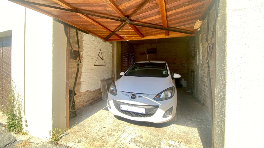 1 Bedroom Property for Sale in Gardens Western Cape